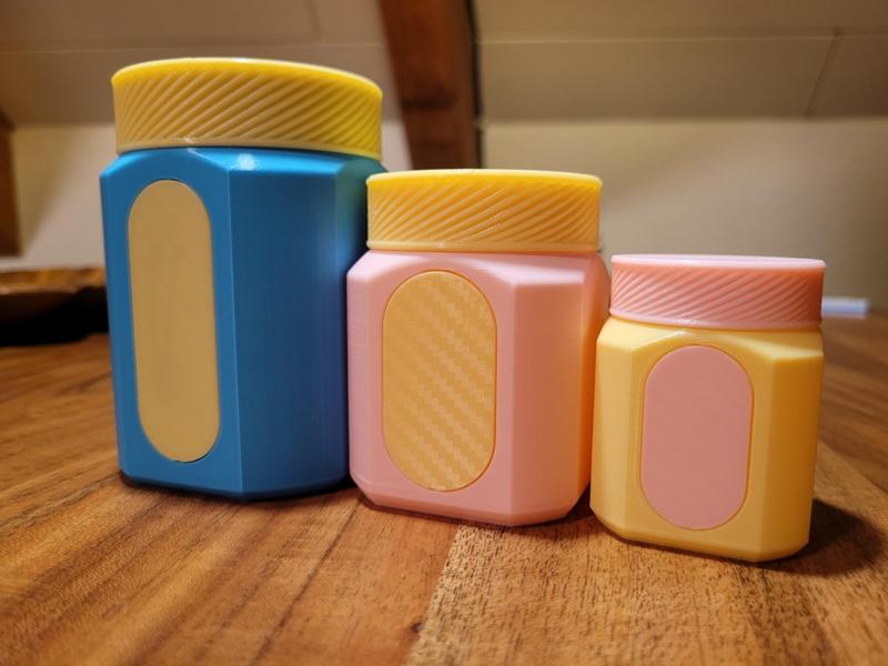 Jar with customizable Label