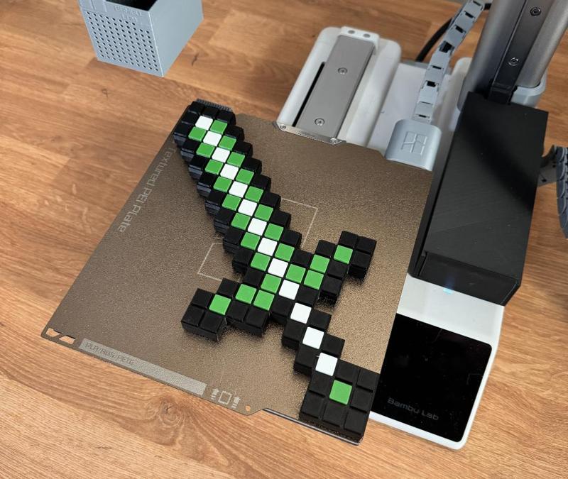 Minecraft-Inspired Double-Sided Customizable Sword