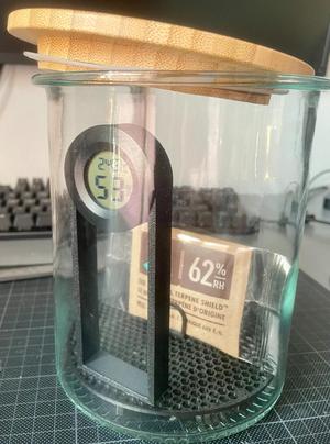 IKEA 365+ humidity control for Buds & other Herbs 