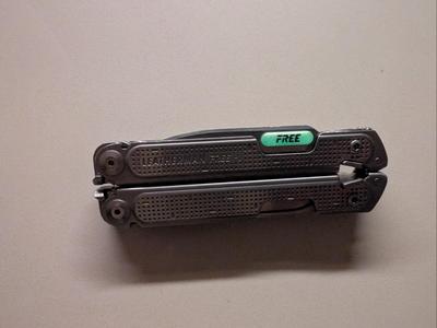 Leatherman Free P2/P4/Arc blade thumb stud