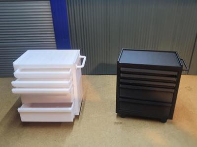 1:10 Scale Roll Cab, Tool Box, Opening Drawers