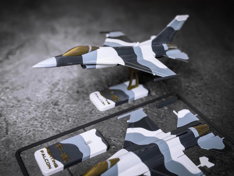 F-16 Fighting Falcon Plane Kit Card