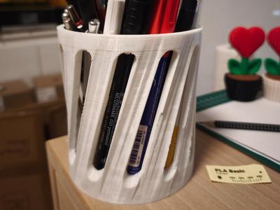 pen holder