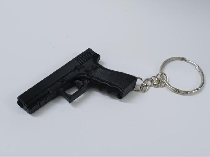 Gun Glock keychain