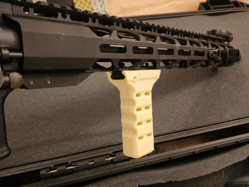 Picatinny Foregrip V7 | Airsoft - AR15 - NERF