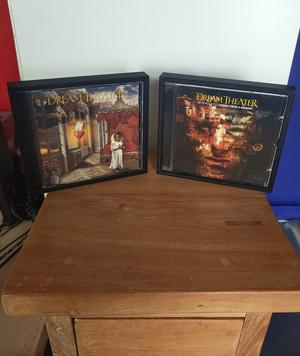 CD display stand / CD frame to hang up on the wall