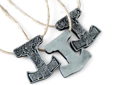 Mjolnir Necklace - Thor's Hammer Viking Jewellery