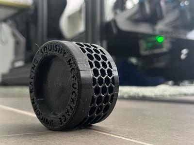 Vibration damping TPU feet for sim rig