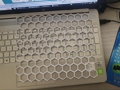 Honeycomb Perforated Panel 20MM-211x248