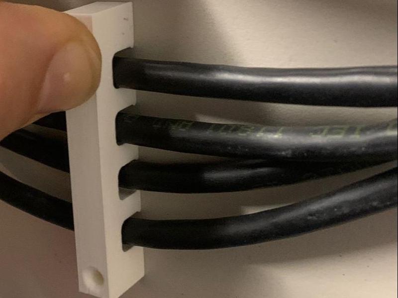 4-Way Cable Clamp