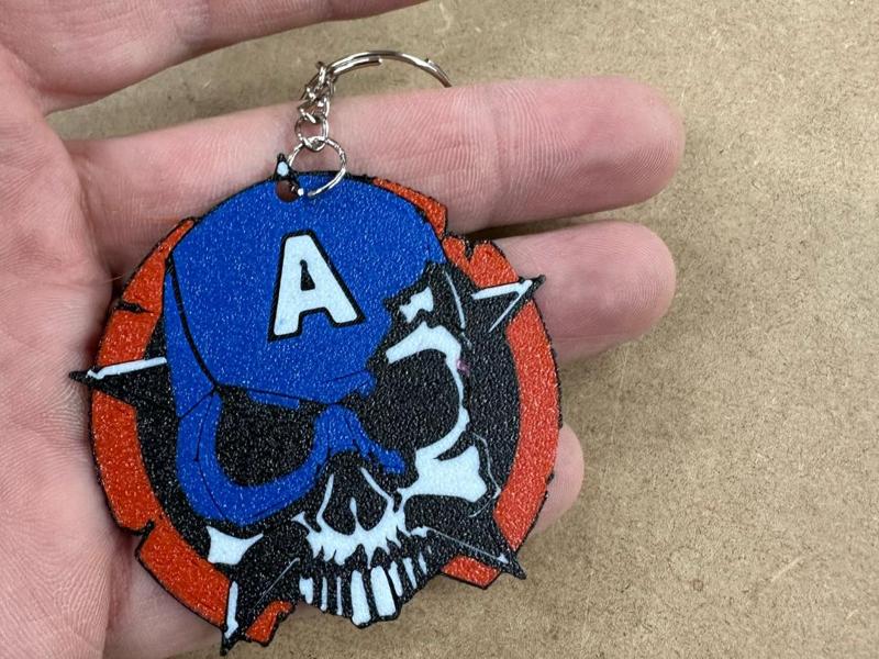 SKULL CAPTAIN AMERICAN KEYCHAIN