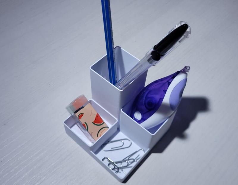 Pen Holder