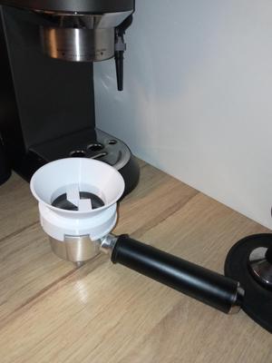 Funnel end distributor to coffee Delonghi 51mm