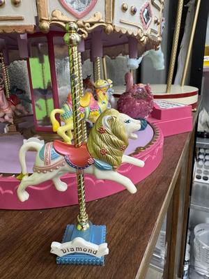 Matchbox Carousel - Lion (Diamond)