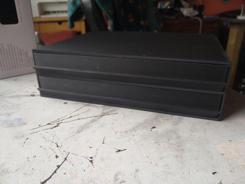 Pen chest for larger pens. Wider pen compartments.