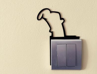 Funny Light Switch Gadget – La Linea Balum 23