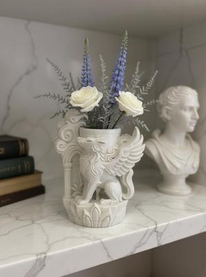 Griffin Planter – Elegant Mythical Beast Flower Pot free vase 