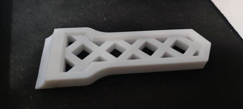 Scarper with intercambiable blade