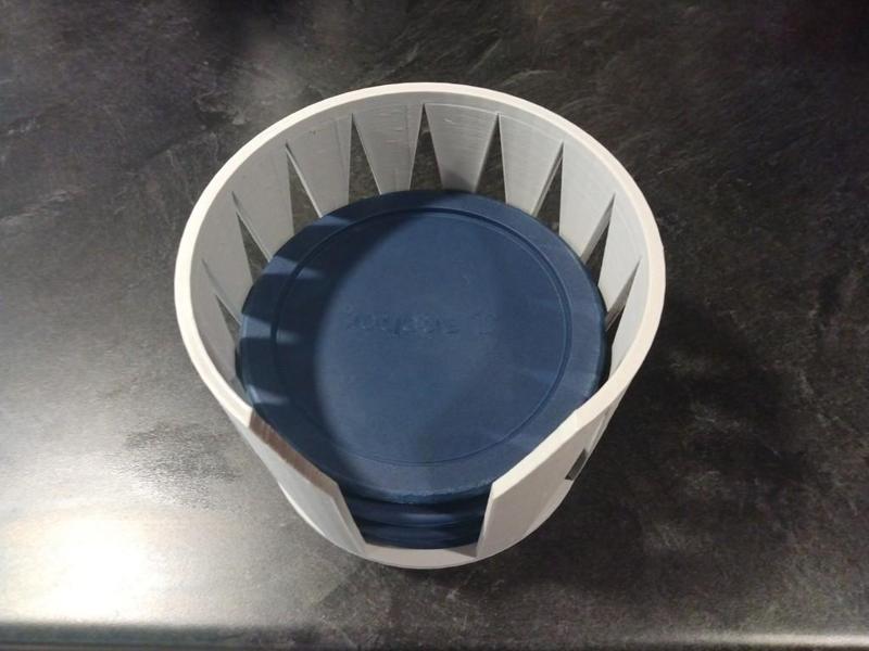 tuperware lid holder
