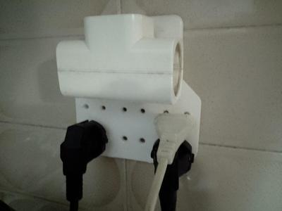 Plug Holder