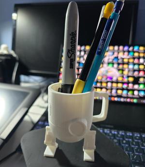 Cup Bot: The Robo-Pen Holder