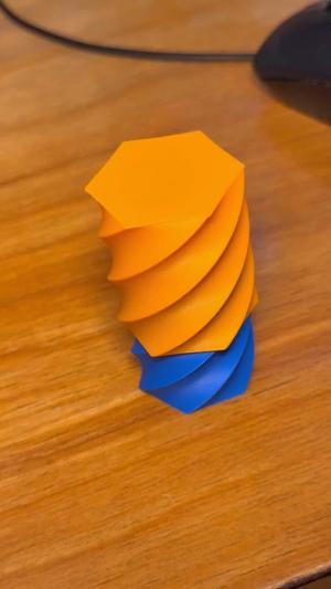 Fidgit - Magnetic 34 x 60 Smaller Hex