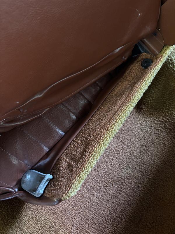 GM Bench Seat Riser