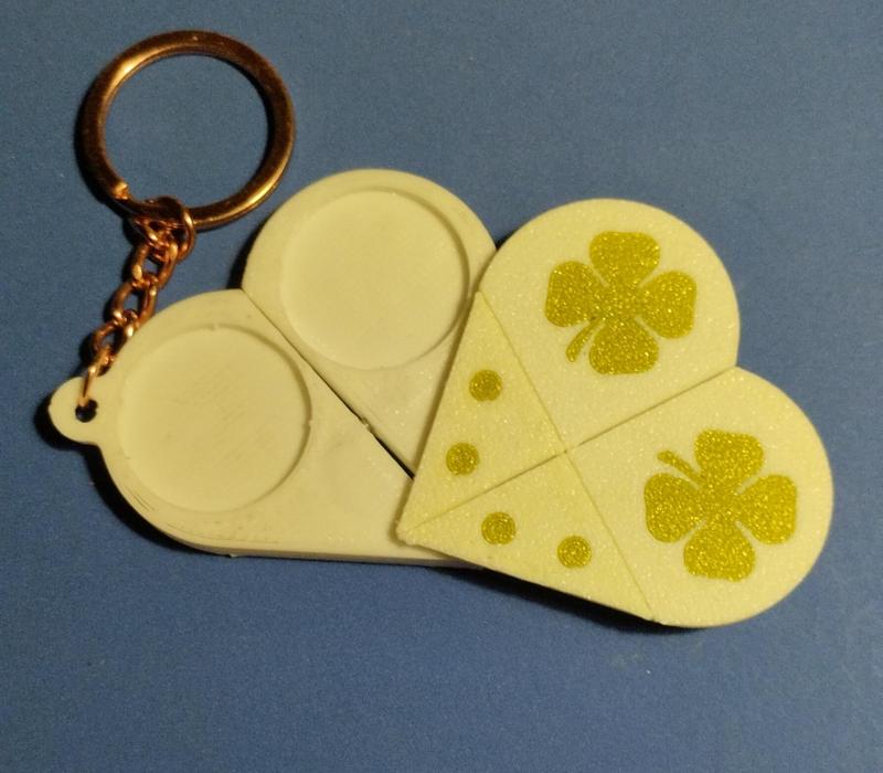 Llavero corazón con foto secreta