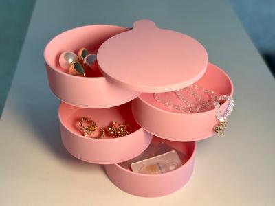 360-Degree Rotating Jewelry Storage