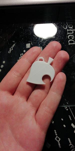 Animal Crossing Leaf Keychain