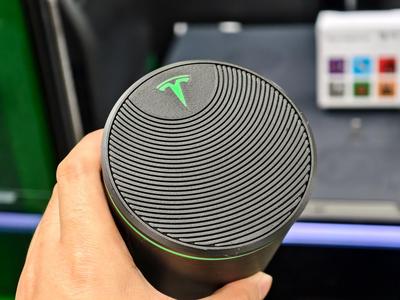 In-car Cup Holder Lidded Trash Can (Perfectly Compatible with Tesla Model 3/Y Cup Holders)