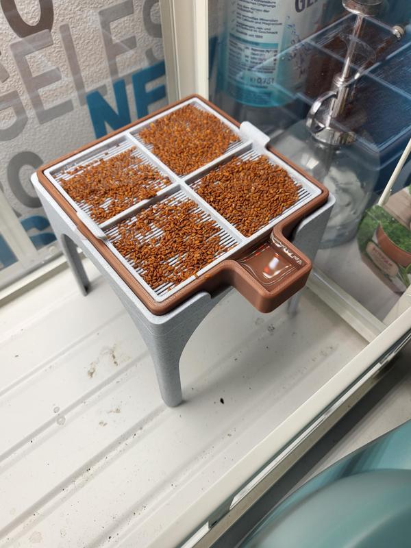 Modular Cress/Sprout Sieve/Farm Stand