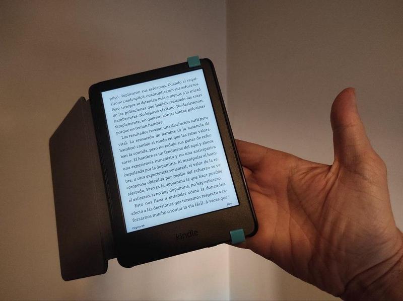 Kindle 11 gen holder (one hand)