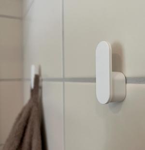 Minimalistic wall hook