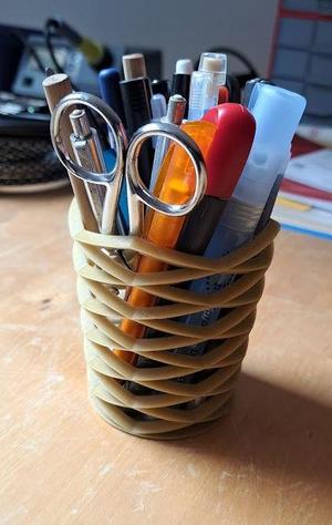 Spiral Cup Office Organizer