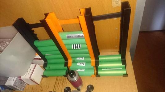 10x 18650 holder simple