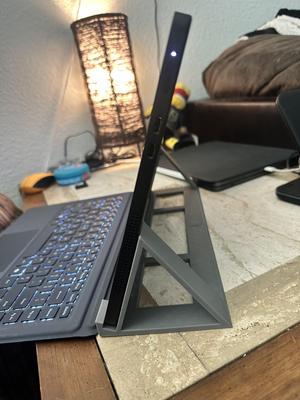Minisforum V3 stand