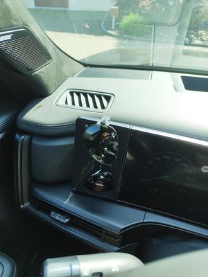 Glass Holder for Hyundai Santa Fe 2024