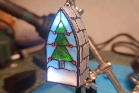 Stained glass, light-up earring (christmas tree)