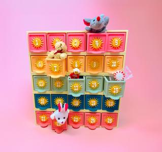 Midcentury Christmas Advent Calendar – Easy Holiday Countdown with Candy & Toy Storage