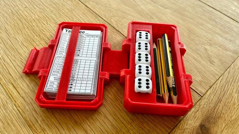 Travel Yahtzee - print-in-place