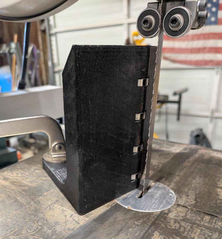 Resaw Guide for Band Saws