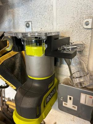 Bracket for Ryobi Trim Router PCL424