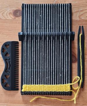 Webrahmen für Senioren (Kinder und Einsteiger) / Loom (Weaving frames) for seniors (children and beginners)