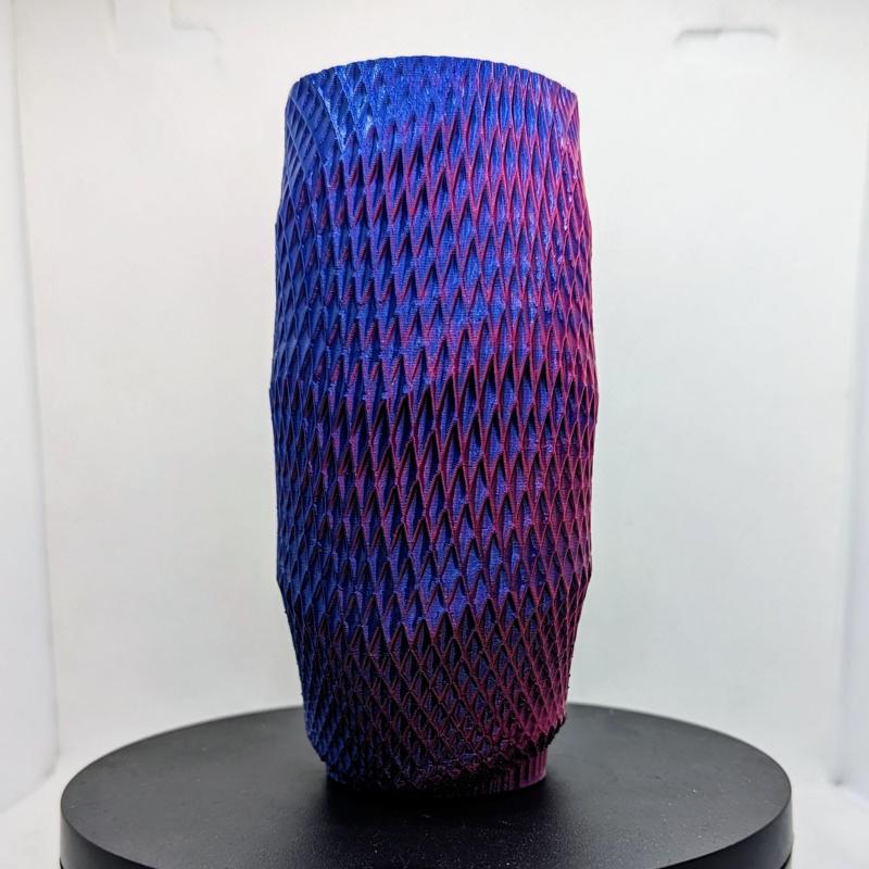 intricate facets twisted vase