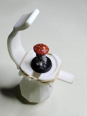 Modular Model Painting Handle