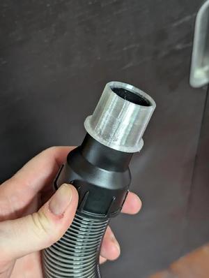 Adapter for small Ryobi vacuum hose   