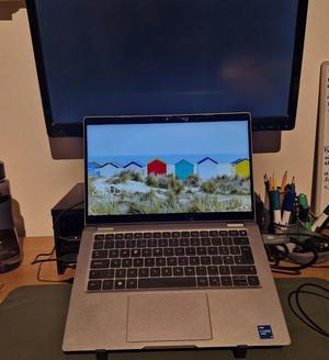 Adjustable laptop Stand