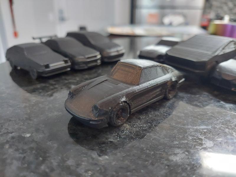 Classic Porsche 911 with print in place wheels