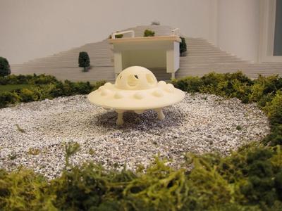 Flying saucer